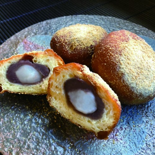 Le beignet de confiture de haricot que je paie